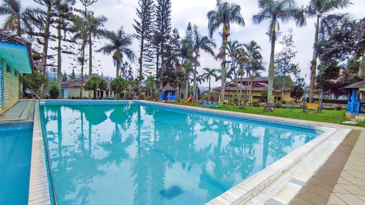 Sukanagalih Resort By Ruang Nyaman Cimacan Екстер'єр фото